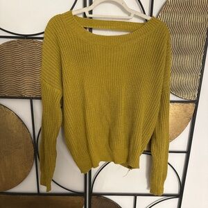 Open back sweater S